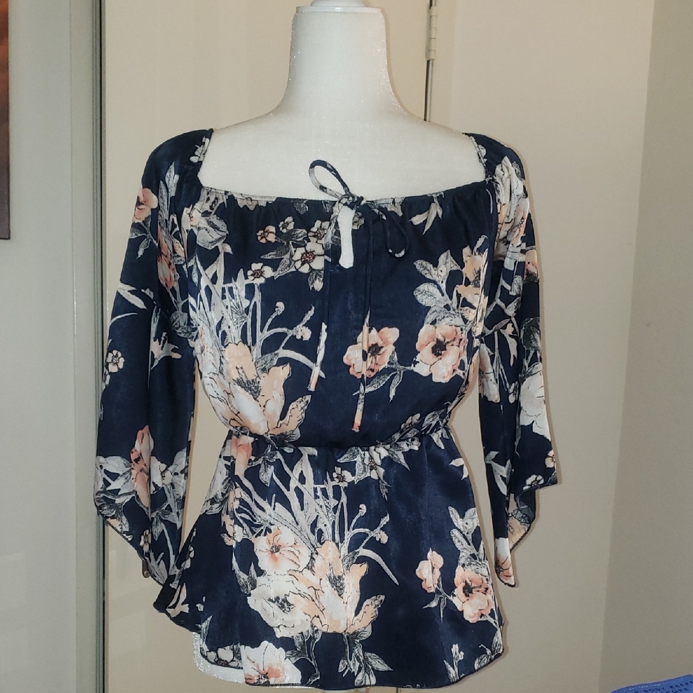 Style Rack Navy Floral Blouse
